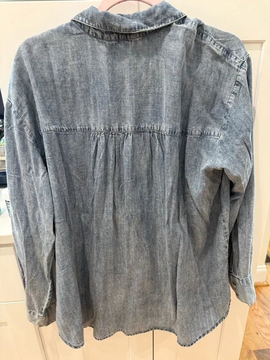 Splendid Lightweight super soft denim top, NWT , Sz M - Picture 4 of 4